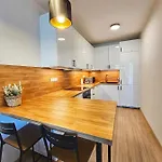 2 Apartment, New Building, Bosakova Street, 28 * Pozsony